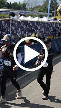 BIB:  <button type="button" onclick="openModal(27267993)" class="btn btn-primary btn-sm float-right" data-toggle="modal" data-target=".modal-high-quality">
                <i class="fa fa-download"></i> Download
                </button>